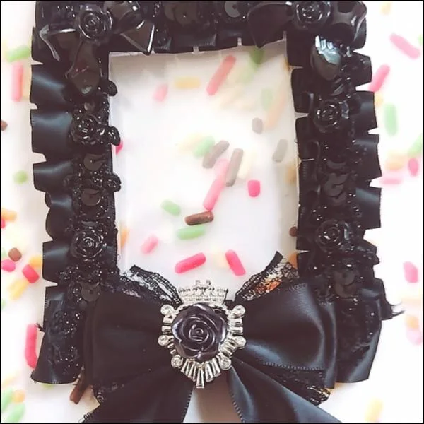 黒バラリボンのキーホルダー