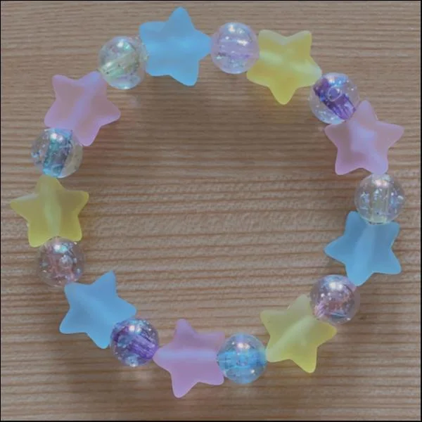 ゆめかわパステルブレスレット☆【お星様】