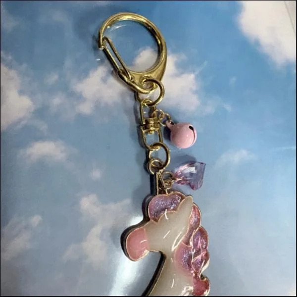 小さいユニコーンのキーホルダー<ピンク>