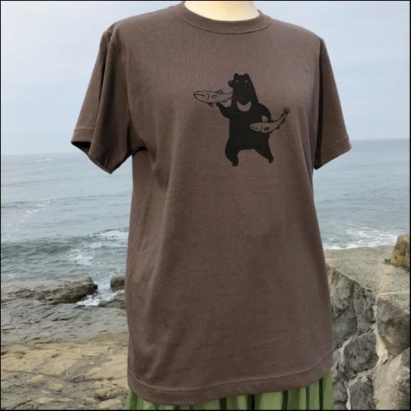 S・シャケくまTシャツ