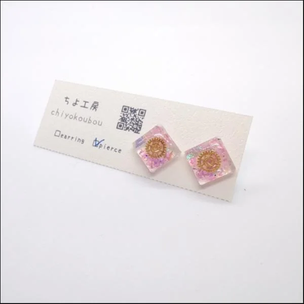 個性的な歯車のワンポイントピアス【3】