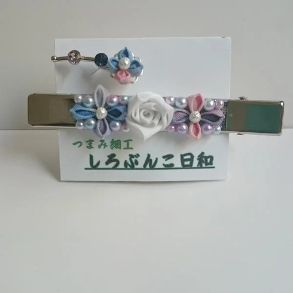 角薔薇クリップとイヤーカフセット
