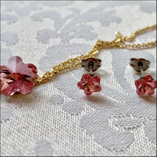 スペシャルBox Flower(ピンク)ピアス