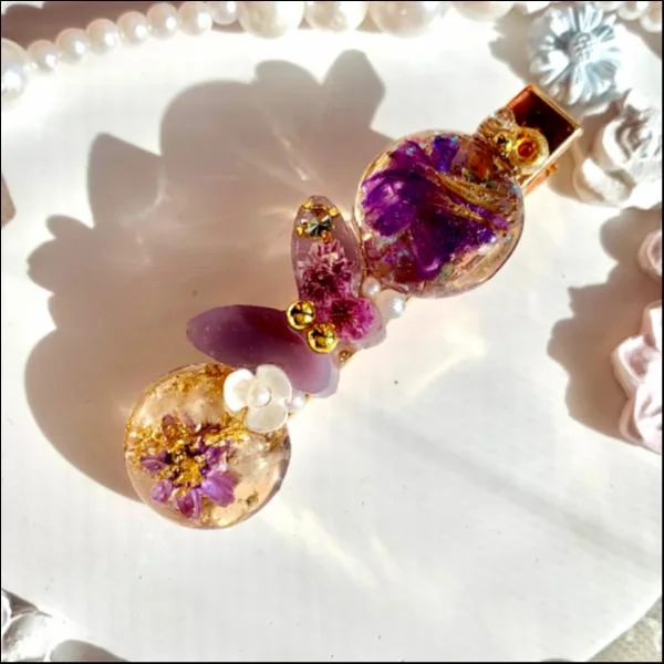 お花と蝶々のヘアクリップ(パープル)