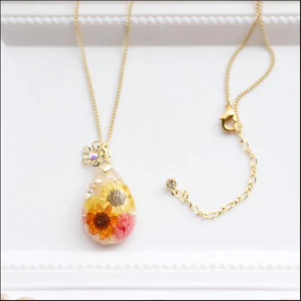 花しずくのネックレス(ひまわり)