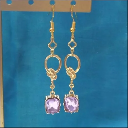 パープルビジューピアス