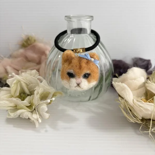 羊毛フェルト ヘアゴム猫(茶トラ)