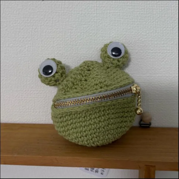 お口チャッ君　　カエル